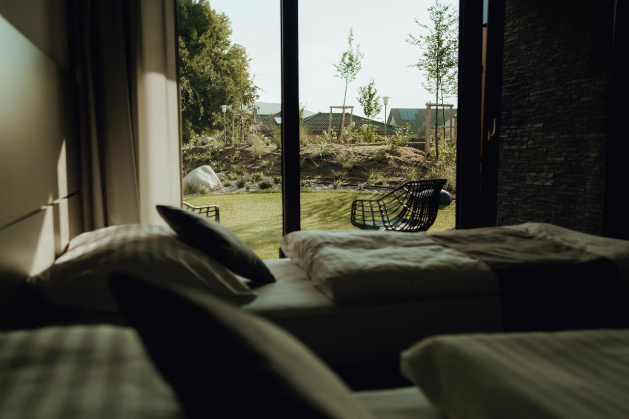 Hotel Resort Lovecka Basta Страконице Екстериор снимка