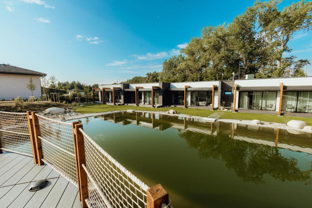 Hotel Resort Lovecka Basta Страконице Екстериор снимка